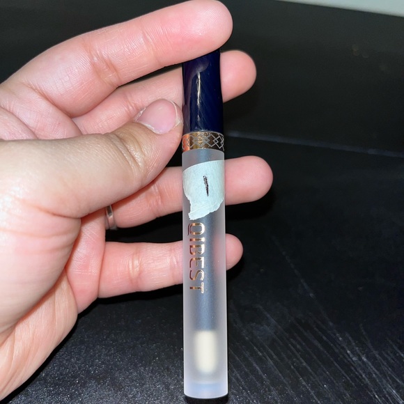 Matted Lipsticks. - Picture 1 of 8